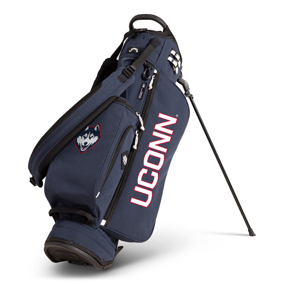 #design_white-uconn-word-mark